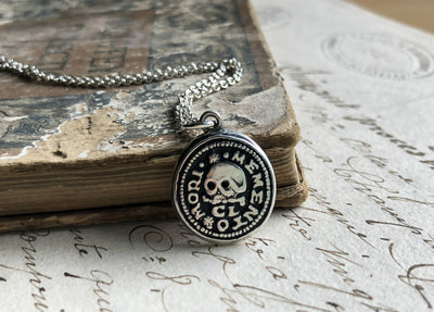 Skull Memento Mori Wax Seal Necklace - Remember Your Mortality