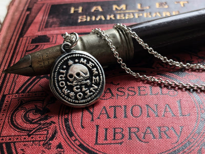 Skull Memento Mori Wax Seal Necklace - Remember Your Mortality